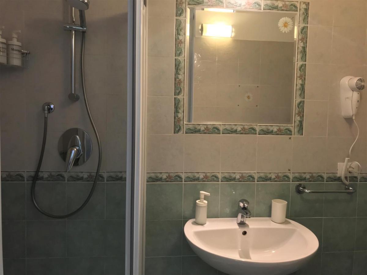 Corte Colori Colà Екстериор снимка